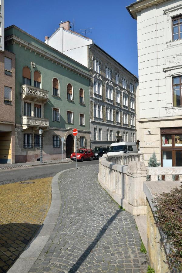 Fresh And Personal Near Buda Castle Budapest Exteriör bild